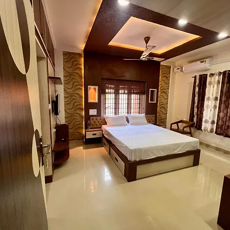 Vsr Comforts Udupi Exterior photo