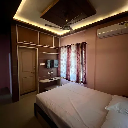 Vsr Comforts Udupi Exterior photo