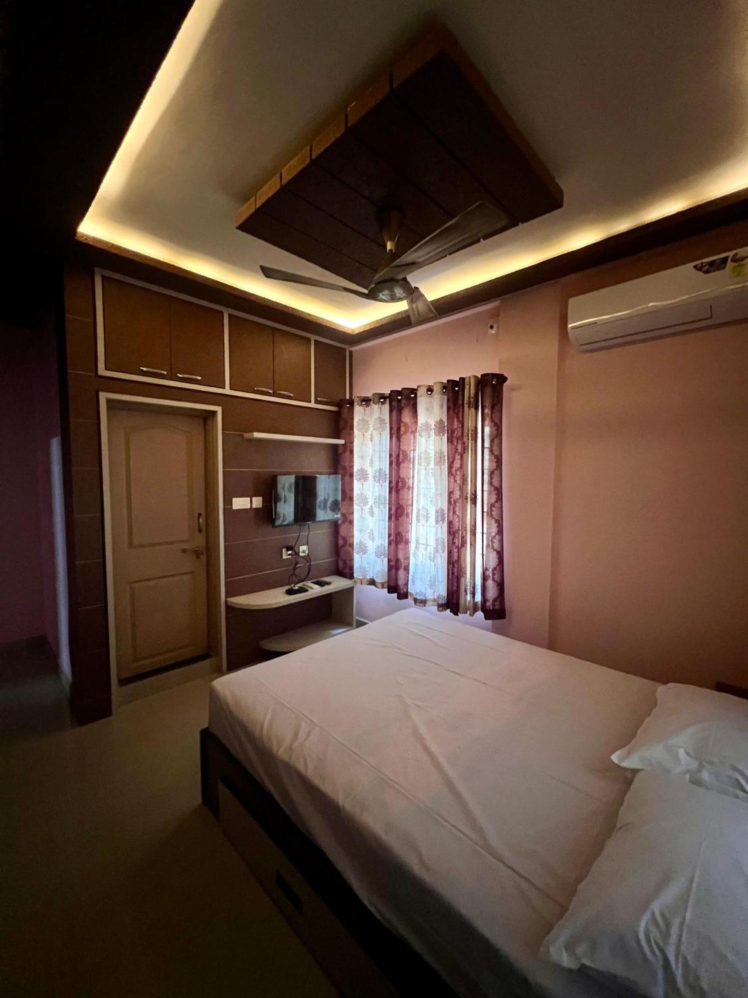 Homestay Vsr Comforts *